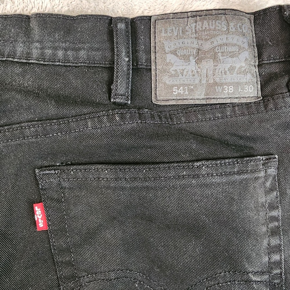 Levis 541 Athletic Taper Jeans Mens 38x30 Black Denim Stretch Casual Outdoor - Picture 3 of 16